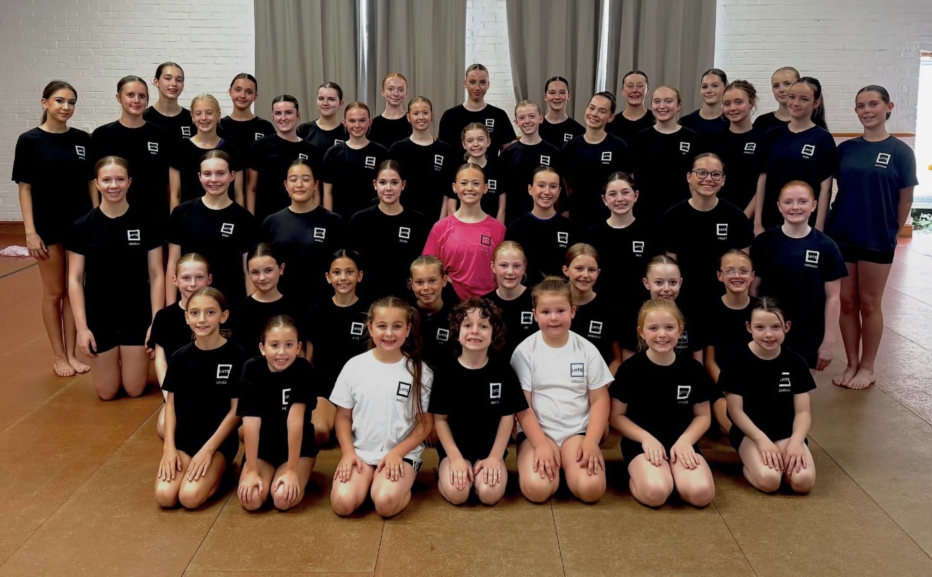 LHTS All England Dance finalists together at the studios