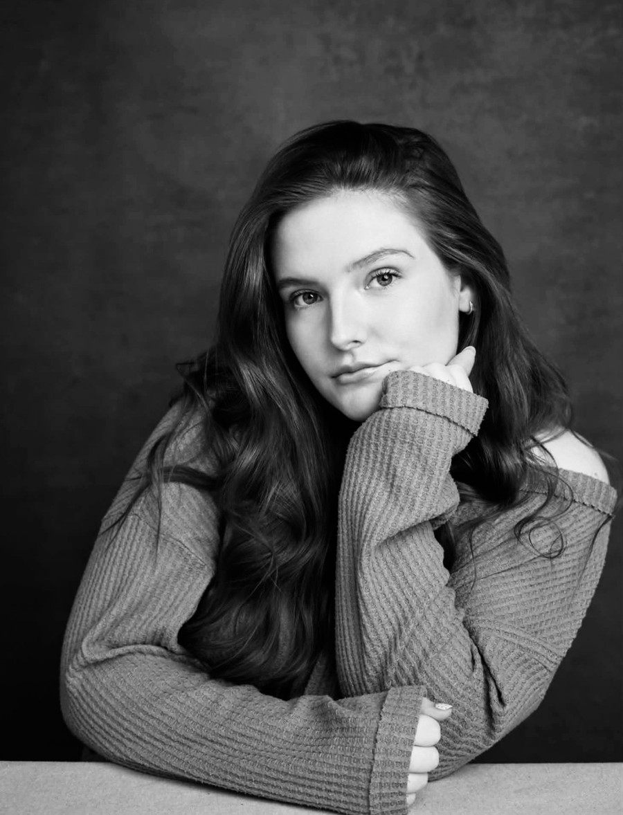 Miss Megan Kemp
